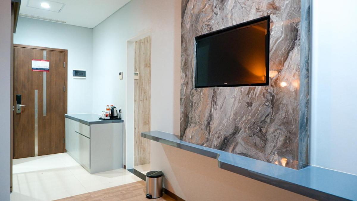Hotel Ayola Sunrise Mojokerto Eksteriør billede