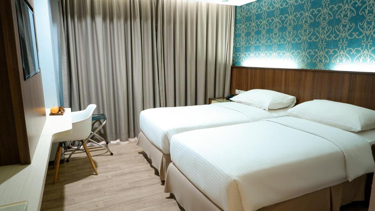 Hotel Ayola Sunrise Mojokerto Eksteriør billede