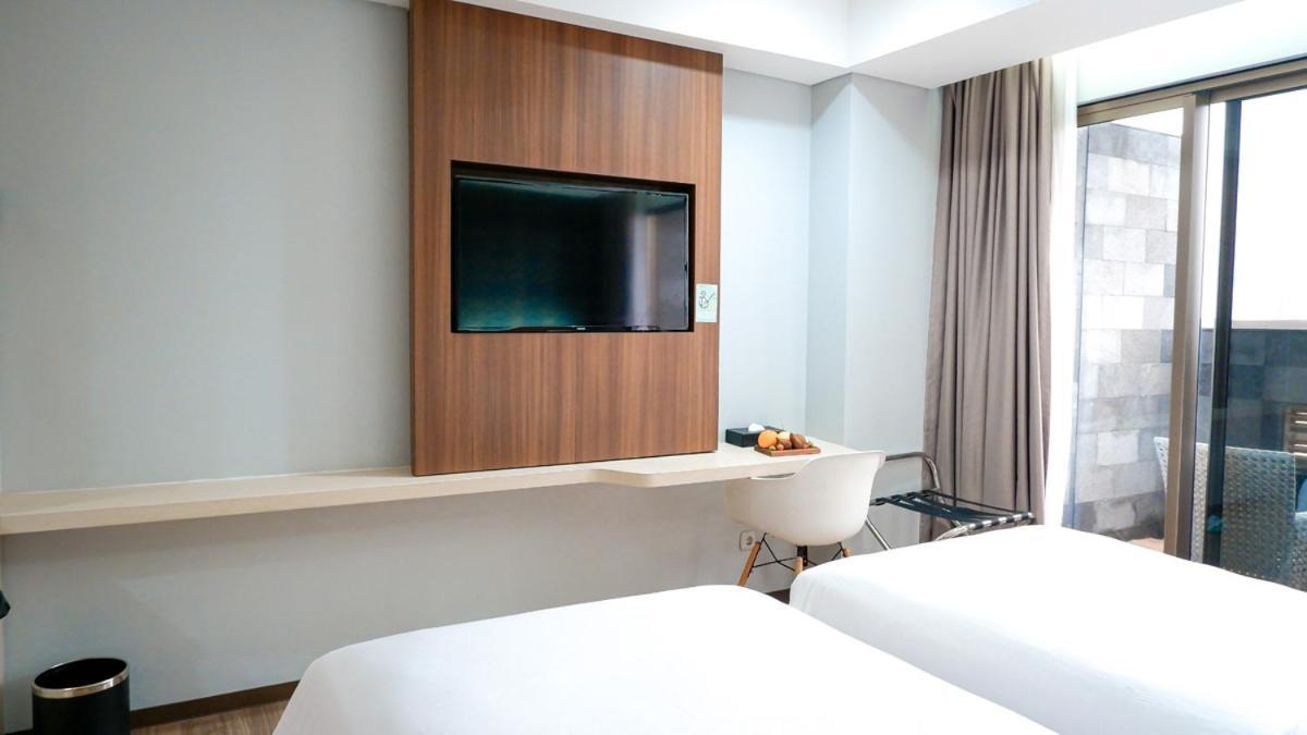 Hotel Ayola Sunrise Mojokerto Eksteriør billede