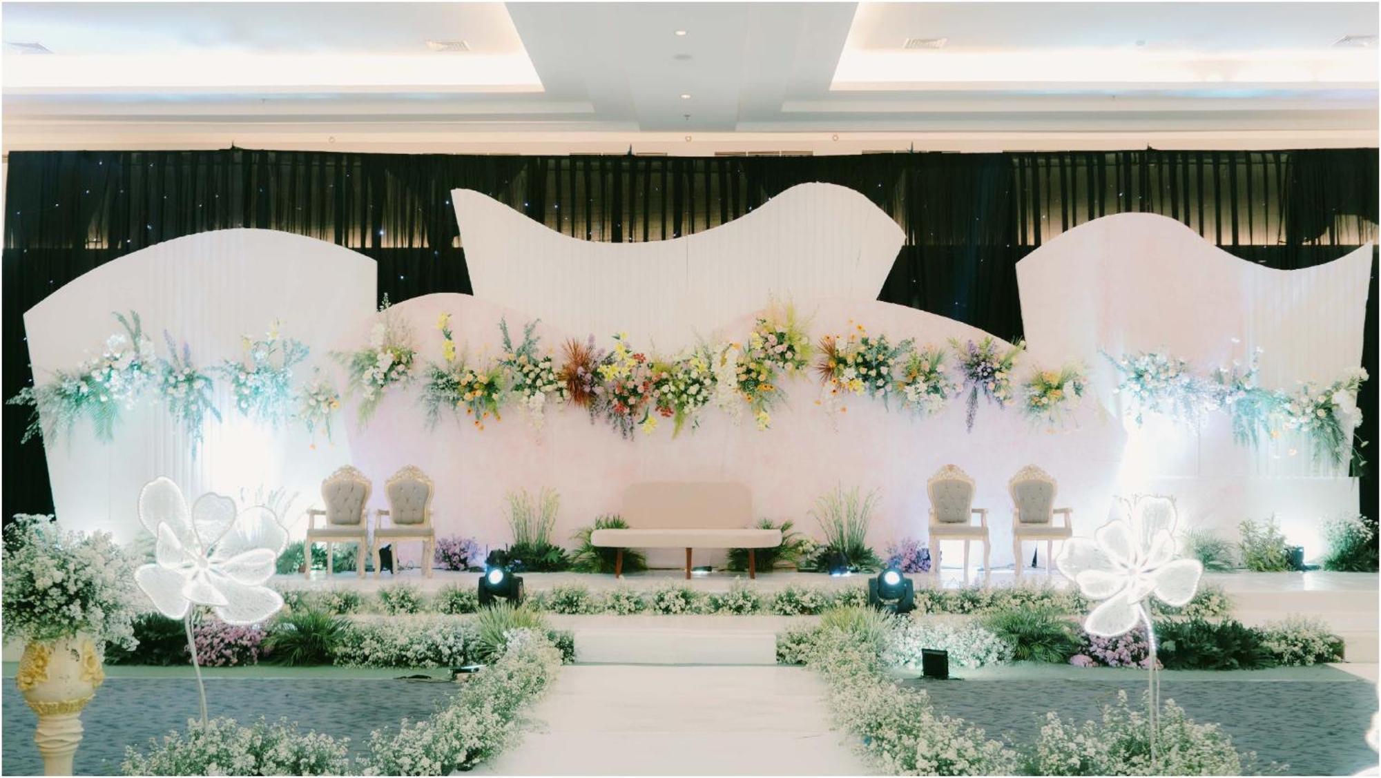 Hotel Ayola Sunrise Mojokerto Eksteriør billede