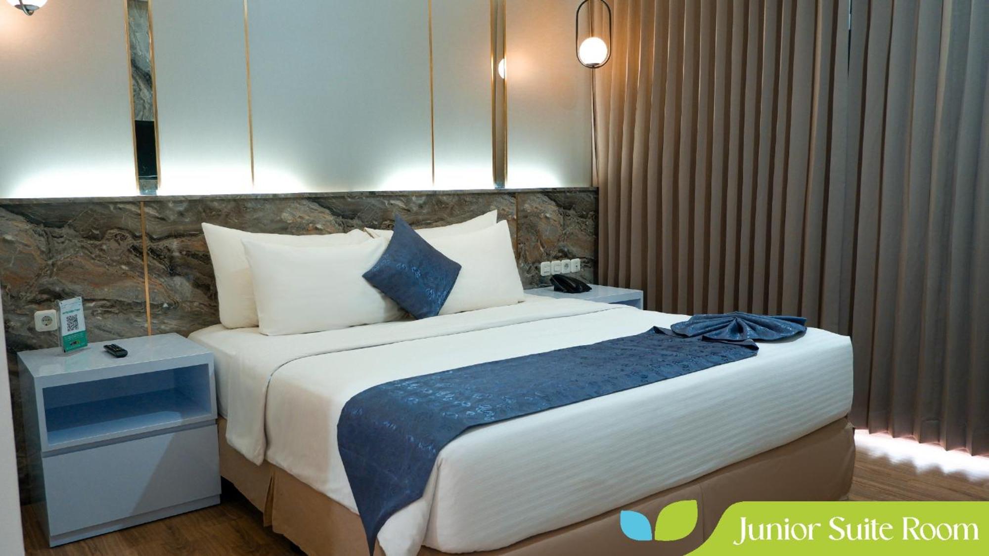 Hotel Ayola Sunrise Mojokerto Eksteriør billede