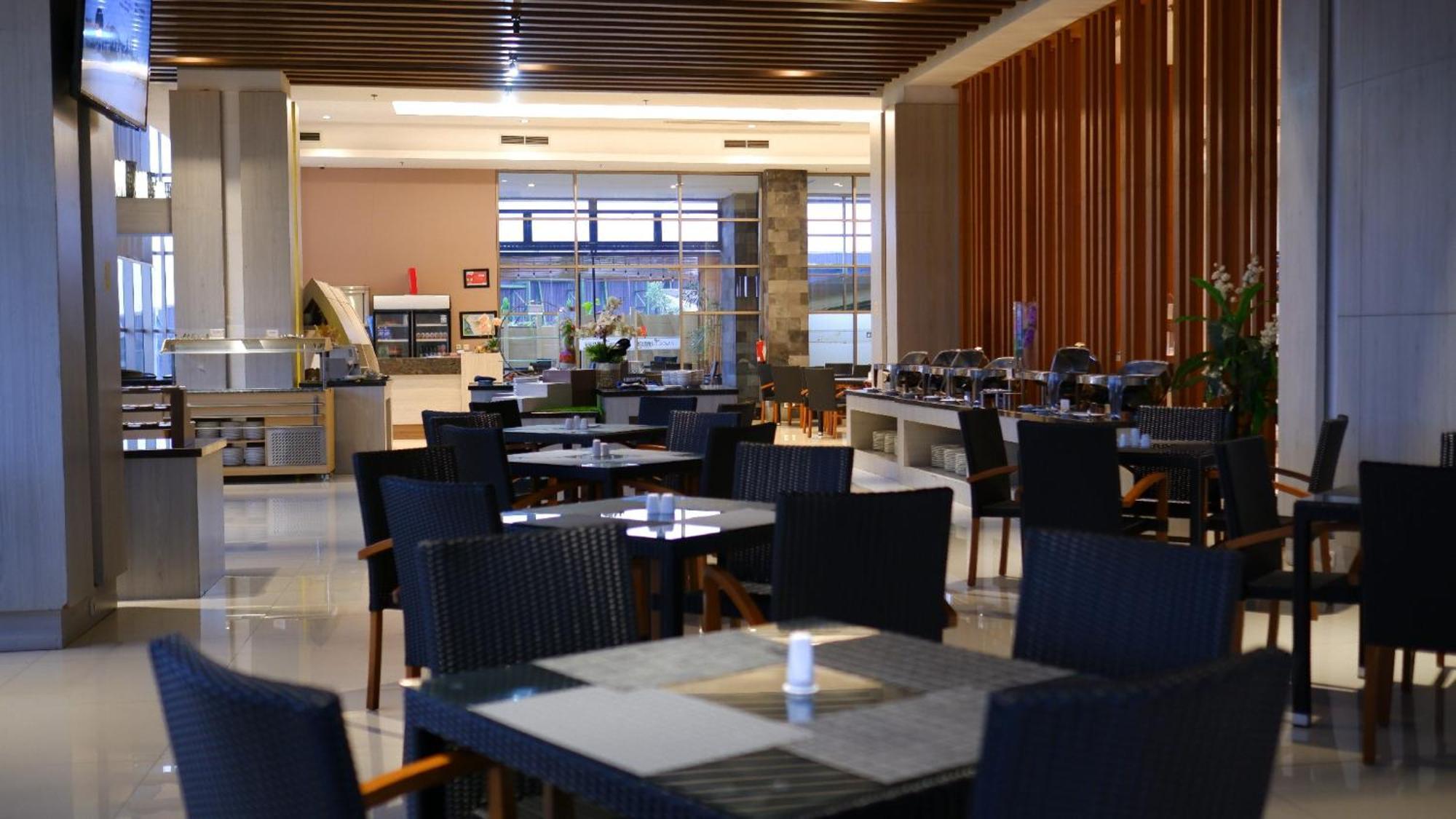 Hotel Ayola Sunrise Mojokerto Eksteriør billede