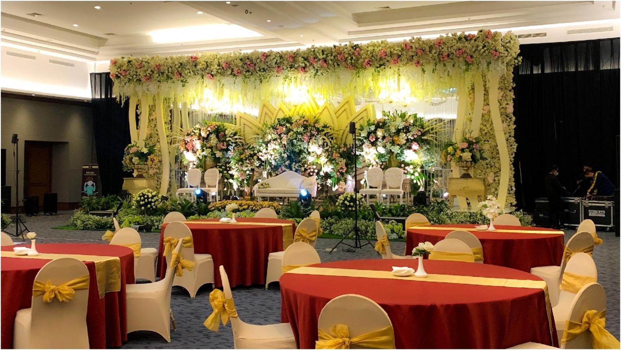 Hotel Ayola Sunrise Mojokerto Eksteriør billede