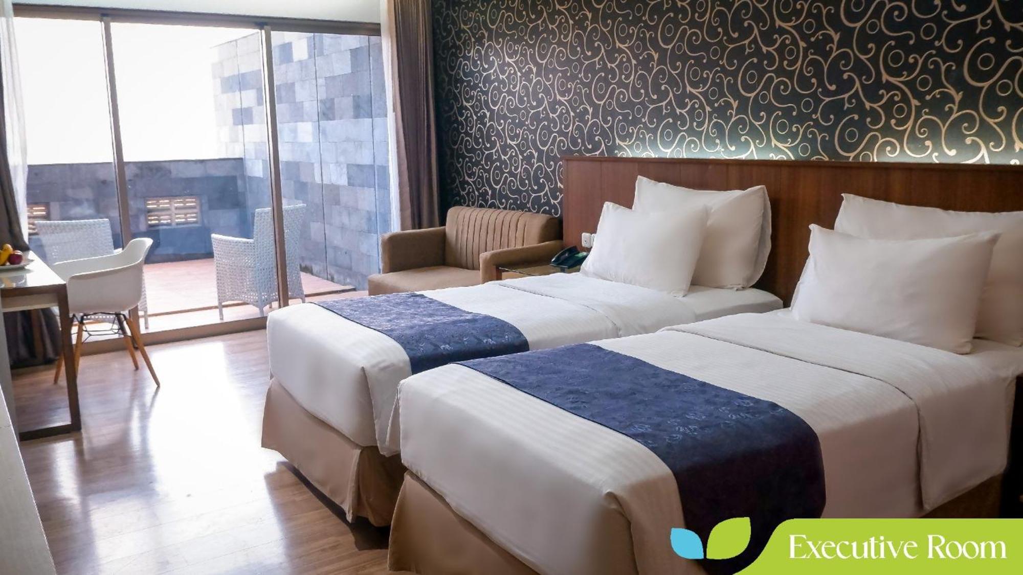 Hotel Ayola Sunrise Mojokerto Eksteriør billede